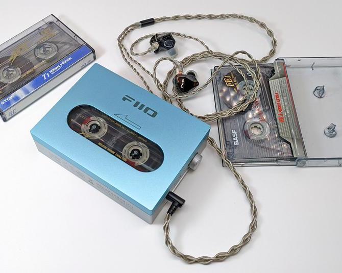 Обзор кассетного плеера FiiO CP13: аналоговый звук на полностью аналоговой схеме